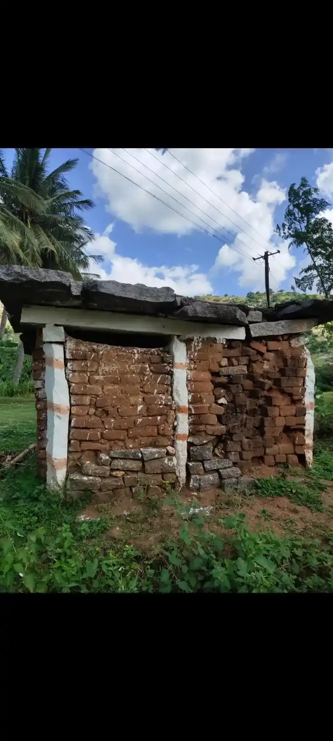 Arulmigu Thimmarayaswamy Temple, Avathanapatti - 635002 அருள்மிகு திம்மராயசுவாமி திருக்கோயில், அவதானப்பட்டி - 635002, Krishnagiri - Ancient Temple Architecture and History Image 3