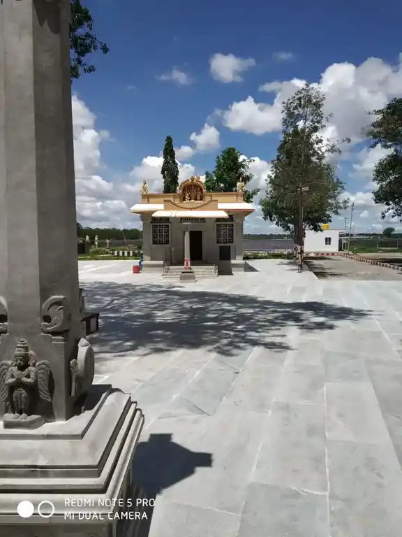 Arulmigu Thimmarayaswamy Temple, Bagalur - 635124 அருள்மிகு திம்மராயசாமி திருக்கோயில், Bagalur - 635124, Krishnagiri - Ancient Temple Architecture and History Image 2