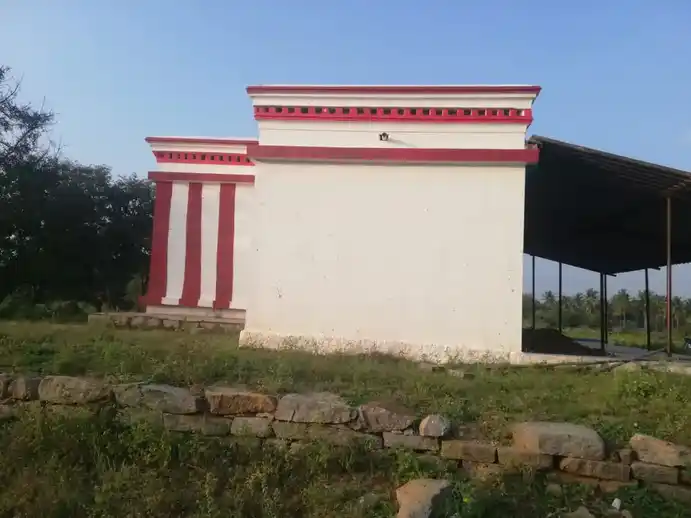 Arulmigu Thimmarayaswamy Temple, Bandhikuri - 635121 அருள்மிகு திம்மராய சுவாமி திருக்கோயில், Bandhikuri - 635121, Krishnagiri - Ancient Temple Architecture and History Image 2