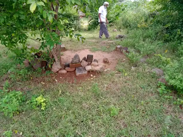 Arulmigu Thimmarayaswamy Temple, Bevuhalli - 636808 Arulmigu Thimmarayaswamy Temple, Bevuhalli - 636808, Dharmapuri - Ancient Temple Architecture and History Image 4