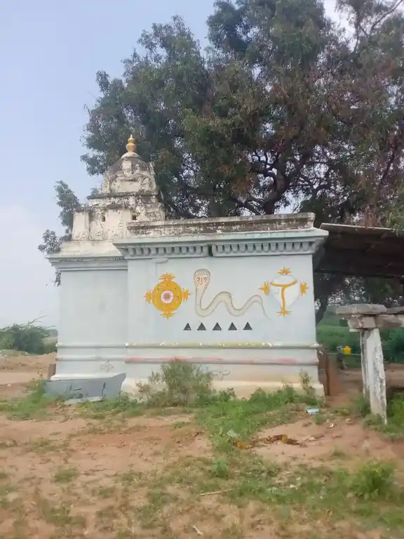 Arulmigu Thimmarayaswamy Temple, Chennai Salai, Pusaripatti - 635002 அருள்மிகு திம்மராய சுவாமி திருக்கோயில், Chennai Salai, Pusaripatti - 635002, Krishnagiri - Ancient Temple Architecture and History Image 4