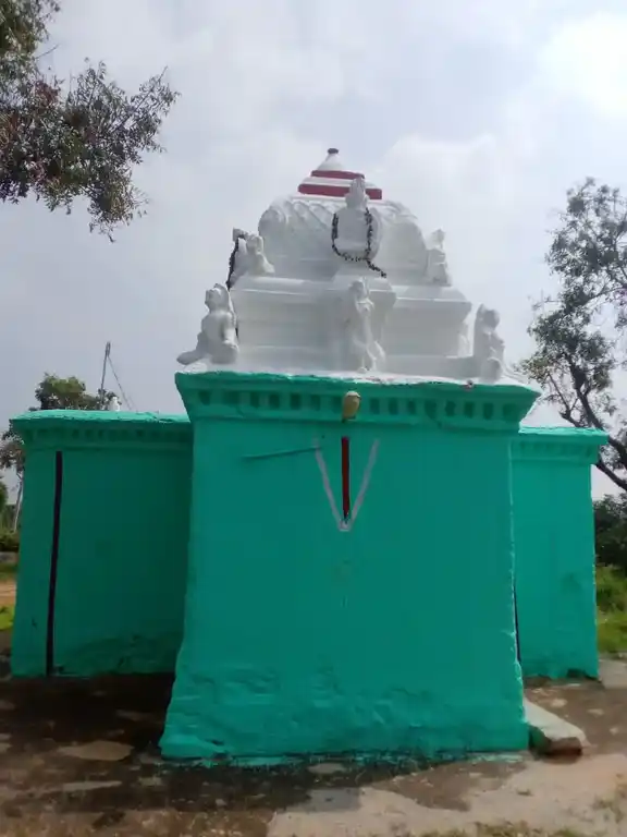 Arulmigu Thimmarayaswamy Temple, Elumichagiri - 635120 அருள்மிகு திம்மராய சுவாமி திருக்கோயில், Elumichagiri - 635120, Krishnagiri - Ancient Temple Architecture and History Image 2