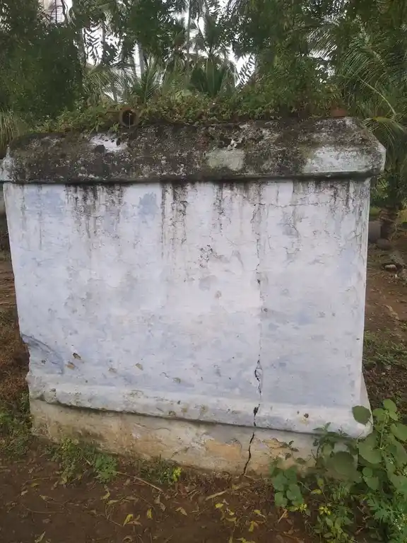 Arulmigu Thimmarayaswamy Temple, Ennegolpudur - 635116 அருள்மிகு திம்மராயசுவாமி திருக்கோயில், எண்ணேகொள்புதூர் - 635116, Krishnagiri - Ancient Temple Architecture and History Image 4