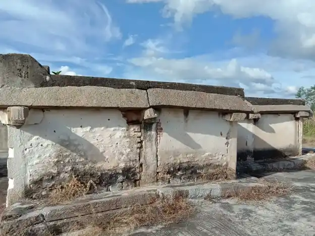 Arulmigu Thimmarayaswamy Temple, Ettipalli - 635117 அருள்மிகு திம்மராயசாமி திருக்கோயில், Ettipalli - 635117, Krishnagiri - Ancient Temple Architecture and History Image 3