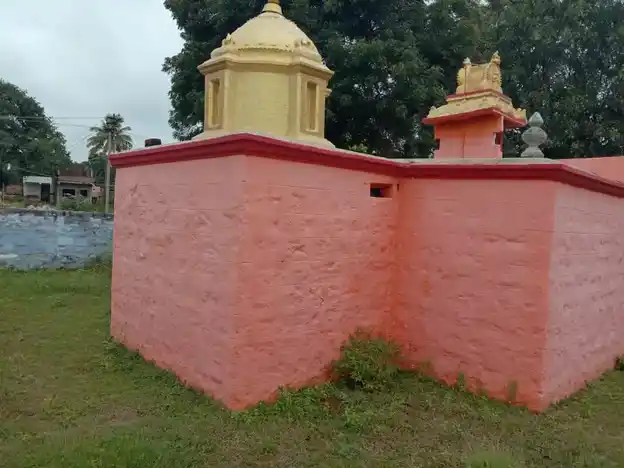 Arulmigu Thimmarayaswamy Temple, Gurubarapalli - 635115 அருள்மிகு திம்மராயசாமி திருக்கோயில், Gurubarapalli - 635115, Krishnagiri - Ancient Temple Architecture and History Image 4