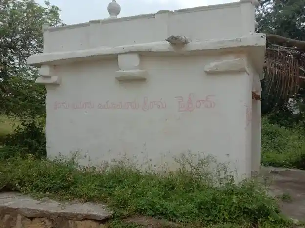Arulmigu Thimmarayaswamy Temple, Kothapalli - 635103 அருள்மிகு திம்மராய சாமி திருக்கோயில், Kothapalli - 635103, Krishnagiri - Ancient Temple Architecture and History Image 2