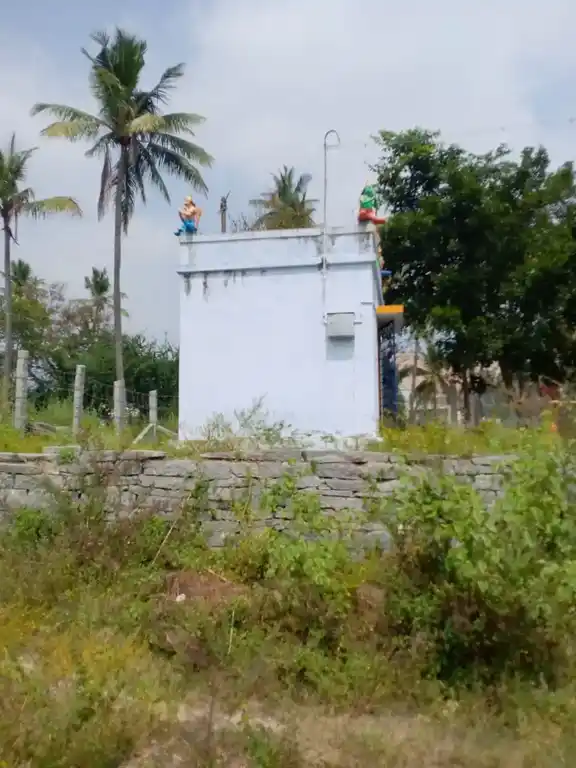 Arulmigu Thimmarayaswamy Temple, Near Badethala Pond, Kallukuruki - 635001 அருள்மிகு திம்மராய சுவாமி திருக்கோயில், Near Badethala Pond, Kallukuruki - 635001, Krishnagiri - Ancient Temple Architecture and History Image 3