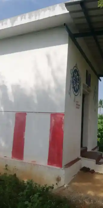 Arulmigu Thimmarayaswamy Temple, Near Nedumaruthi Pond, Veerojipalli - 635115 அருள்மிகு திம்மராய சுவாமி திருக்கோயில், Near Nedumaruthi Pond, Veerojipalli - 635115, Krishnagiri - Ancient Temple Architecture and History Image 2