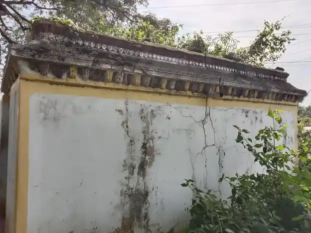 Arulmigu Thimmarayaswmy Temple, Dasiripalli - 635121 அருள்மிகு திம்மராய சுவாமி திருக்கோயில், வி.மாதேப்பள்ளி, வி.மாதேப்பள்ளி - 635121, Krishnagiri - Ancient Temple Architecture and History Image 11