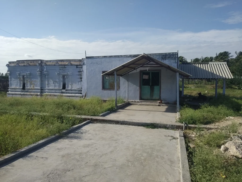 அருள்மிகு தென்னீஸ்வரசாமி திருக்கோயில், Chinnaputhur - 638657 - Main View