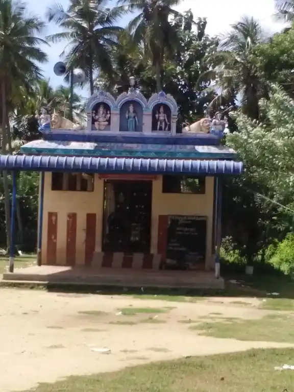 Arulmigu Thiraowbathiyamman Temple, Keelapadugai - 610103 அருள்மிகு திரௌபதியம்மன் திருக்கோயில், கீழப்படுகை - 610103, Thiruvarur - Ancient Temple Architecture and History Image 6
