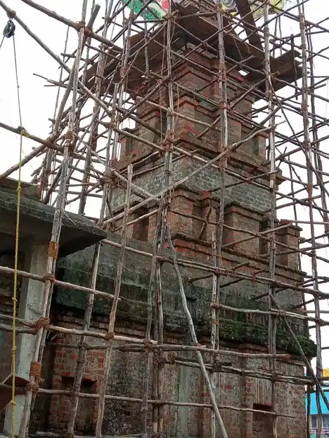 Arulmigu Thiravbathiyamman Temple, Sembulivaram - 600067 அருள்மிகு திரௌபதி அம்மன் திருக்கோயில், செம்புலிவரம் - 600067, Tiruvallur - Ancient Temple Architecture and History Image 3