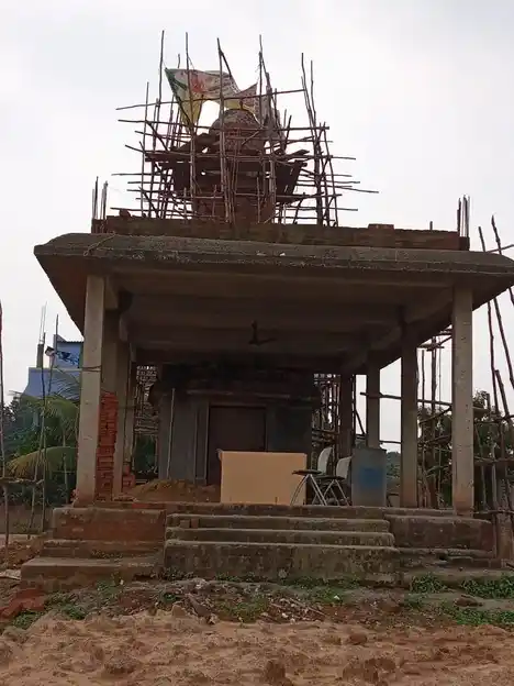 Arulmigu Thiravbathiyamman Temple, Sembulivaram - 600067 அருள்மிகு திரௌபதி அம்மன் திருக்கோயில், செம்புலிவரம் - 600067, Tiruvallur - Ancient Temple Architecture and History Image 7