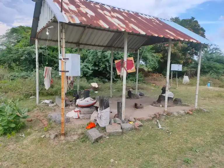 Arulmigu Thiripura Naadheswarar Temple, A.Kumaramangalam - 606107 அருள்மிகு திரிபுரநாதேஸ்வரர் திருக்கோயில், A.Kumaramangalam - 606107, Kallakurichi - Ancient Temple Architecture and History Image 3