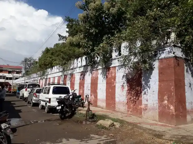 Arulmigu Thiripurantheeswarar Temple, Palayamkottai - 627002 அருள்மிகு திரிபுராந்தீஸ்வரர் திருக்கோயில், Palayamkottai - 627002, Tirunelveli - Ancient Temple Architecture and History Image 4