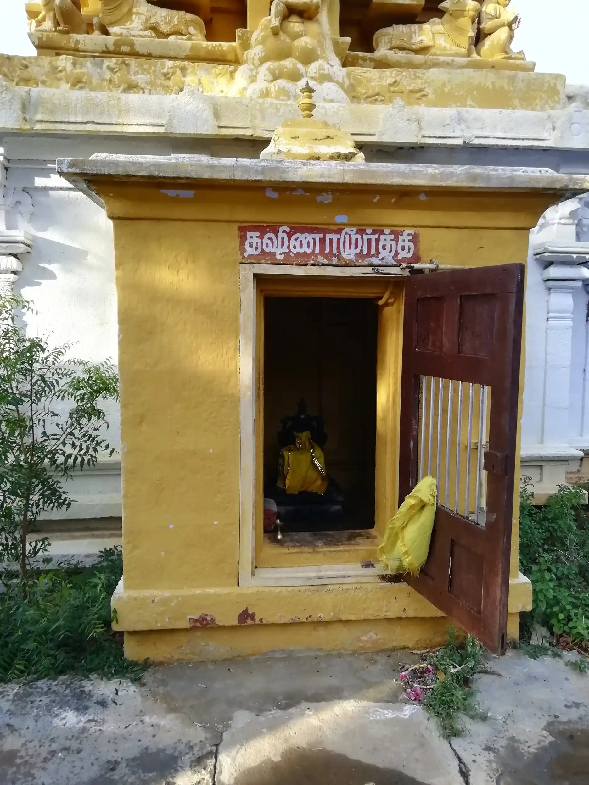 Arulmigu Thiripurantheeswarar Temple, Street End, Melappattam - 627351 அருள்மிகு திரிபுராந்தீஸ்வரர் திருக்கோயில், மேலப்பாட்டம் - 627351, Tirunelveli - Ancient Temple Architecture and History Image 2