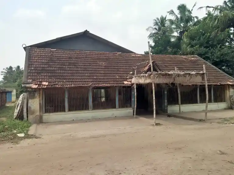 Arulmigu Thiropathaiyamman Temple, Kurunjikulam - 621719 Arulmigu Thiropathaiyamman Temple, Kurunjikulam - 621719, Ariyalur - Ancient Temple Architecture and History Image 5