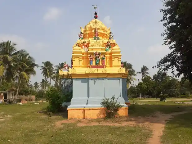 Arulmigu Thiropathiamman Temple, Pulavangadu - 614625 அருள்மிகு திரௌபதியம்மன் திருக்கோயில், Pulavangadu - 614625, Thanjavur - Ancient Temple Architecture and History Image 2