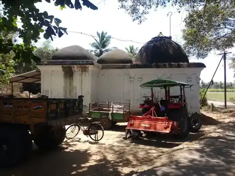 Arulmigu Thiroupathai Amman Temple, Kallakudi - 613204 Arulmigu Thiroupathai Amman Temple, Kallakudi - 613204, Thanjavur - Ancient Temple Architecture and History Image 3