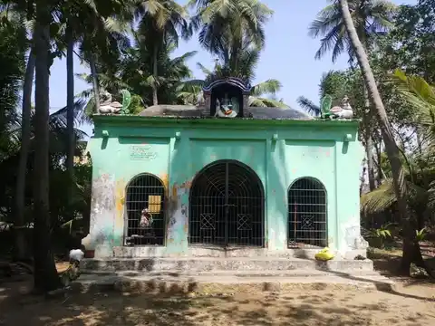Arulmigu Thiroupathai Amman Temple, Karukudi - 613204 Temple