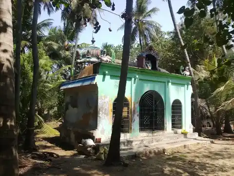 Arulmigu Thiroupathai Amman Temple, Karukudi - 613204 Arulmigu Thiroupathai Amman Temple, Karukudi - 613204, Thanjavur - Ancient Temple Architecture and History Image 5