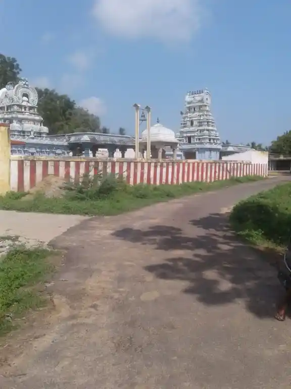 Arulmigu Thiroupathi Amman Tharmaraja Temple, Aliyathanmozhi - 623525 அருள்மிகு. திரௌபதியம்மன் தர்மராஜா திருக்கோயில், Aliyathanmozhi - 623525, Ramanathapuram - Ancient Temple Architecture and History Image 3