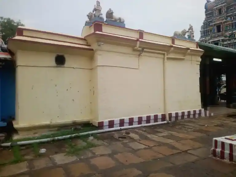 Arulmigu Thirowpathi Amman Temple, Thiruvathavur - 625110 அருள்மிகு திரௌபதி அம்மன் திருக்கோயில், Thiruvathavur - 625110, Madurai - Ancient Temple Architecture and History Image 2
