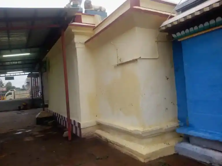 Arulmigu Thirowpathi Amman Temple, Thiruvathavur - 625110 அருள்மிகு திரௌபதி அம்மன் திருக்கோயில், Thiruvathavur - 625110, Madurai - Ancient Temple Architecture and History Image 4