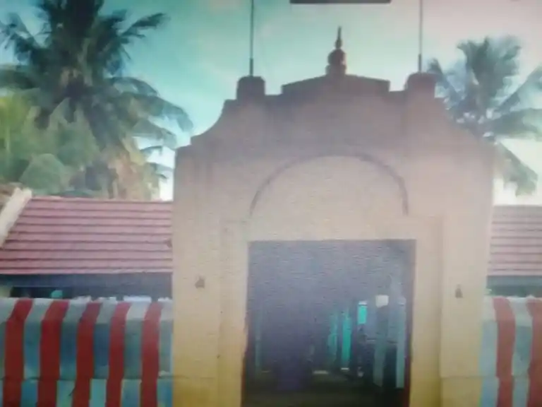 Arulmigu Thirowpathi Amman (Thuvaralpathi Amman) Temple, Chokkalingapuram - 625103 அருள்மிகு திரௌபதியம்மன் திருக்கோயில், Chokkalingapuram - 625103, Madurai - Ancient Temple Architecture and History Image 2