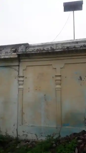 Arulmigu Thirowpathiamman Temple, Keezh Bhuvanagiri - 608601 அருள்மிகு திரௌபதியம்மன் உடையாரப்பர் திருக்கோயில், கீழ் புவனகிரி - 608601, Cuddalore - Ancient Temple Architecture and History Image 8