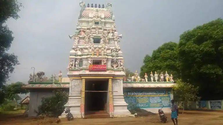 Arulmigu Thirowpathiamman Temple, Pakkiripalayam - 605502 அருள்மிகு திரௌபதியம்மன் திருக்கோயில், பக்கிரிபாளையம் - 605502, Viluppuram - Ancient Temple Architecture and History Image 3