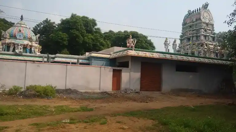 Arulmigu Thirowpathiamman Temple, Pakkiripalayam - 605502 அருள்மிகு திரௌபதியம்மன் திருக்கோயில், பக்கிரிபாளையம் - 605502, Viluppuram - Ancient Temple Architecture and History Image 4