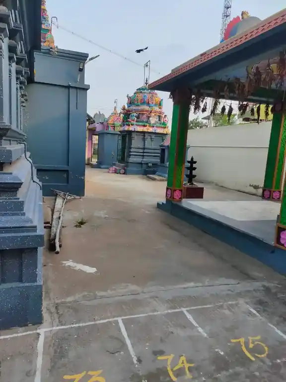 Arulmigu Thirowpathiamman Temple, Pazhayavandipalayam, Cuddalore - 607002 அருள்மிகு திரௌபதியம்மன்கோயில், பழையவண்டிப்பாளையம், கடலூர் வட்டம் , மாவட்டம். கோயில், Pazhayavandipalayam, Cuddalore - 607002, Cuddalore - Ancient Temple Architecture and History Image 4