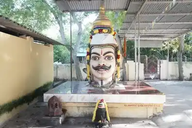 Arulmigu Thirowpathiyamman Temple, Kadalangudi, Kadalangudi - 609801 Temple