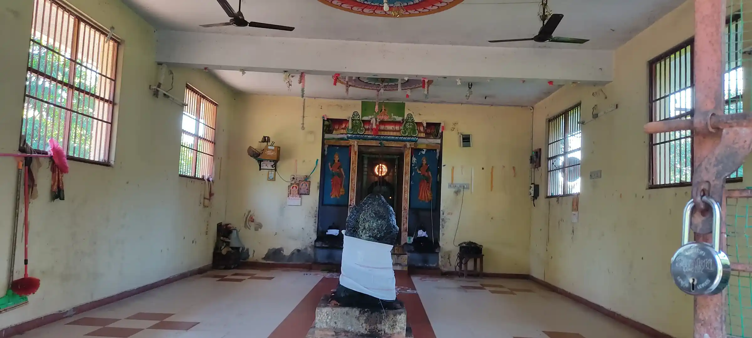 Arulmigu Thirowpathiyamman Temple, Thalaignanayiru - 609201 அருள்மிகு திரௌபதி அம்மன் ஆலயம், தலைஞாயிறு - 609201, Mayiladuthurai - Ancient Temple Architecture and History Image 3