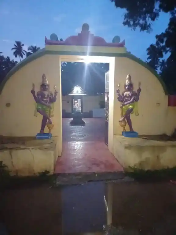 Arulmigu Thirparakodu Sivan Temple, Swamyamadam, Vianoor - 629177 அருள்மிகு திற்பாரகோடு சிவன் திருக்கோயில், Swamyamadam, Vianoor - 629177, Kanyakumari - Ancient Temple Architecture and History Image 4