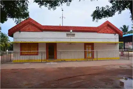 Arulmigu Thiru Arutprakasa Vallalar Dheiva Nilayam, Parvathipuram, Vadalur - 607303 திருஅருட்பிரகாச வள்ளலார் தெய்வ நிலையம், பார்வதிபுரம், வடலூர் - 607303, Cuddalore - Ancient Temple Architecture and History Image 6