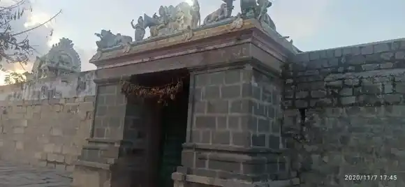 Arulmigu Thiru Kandeeswarar Temple, Chakkramalur - 632511 அருள்மிகு திருகண்டஸ்வரர் திருக்கோயில், சக்கரமல்லூர் - 632511, Ranipet - Ancient Temple Architecture and History Image 4