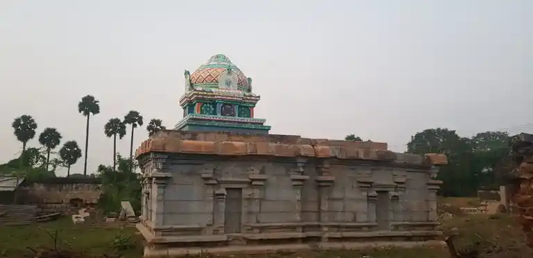 Arulmigu Thiru Manjanamudaiya Iyanar Temple, Olugamangalam - 630204 Temple