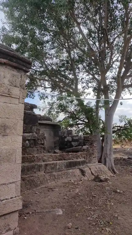 Arulmigu Thiruchitrambala Vinayagar Temple, Melmandai - 628901 அருள்மிகு திருச்சிற்றம்பல விநாயகர் திருக்கோயில், Melmandai - 628901, Thoothukudi - Ancient Temple Architecture and History Image 2