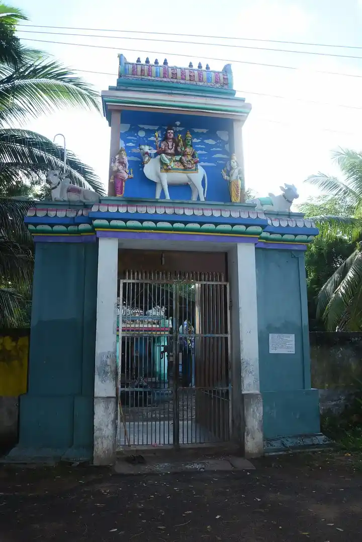 Arulmigu Thirugulampeeshwarar Temple, Mudikandanallur - 609309 Temple