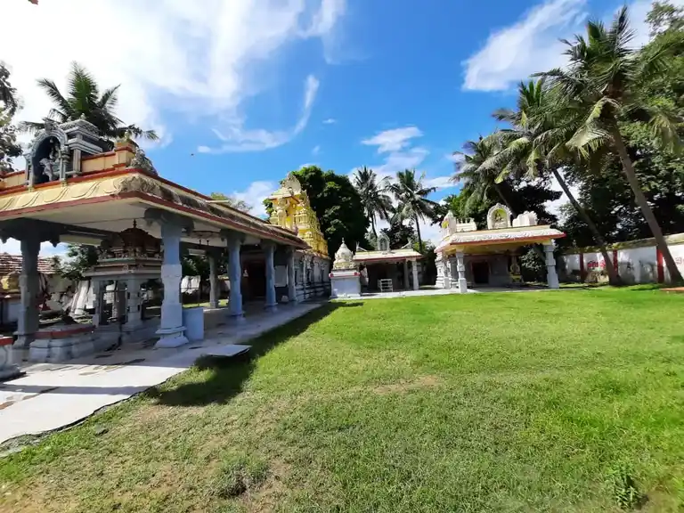 Arulmigu Thirukalleeswarar Temple, Thirukkandalam - 601201 அருள்மிகு திருக்கள்ளீஸ்வரர் திருக்கோயில், திருக்கண்டலம் - 601201, Tiruvallur - Ancient Temple Architecture and History Image 2