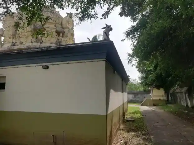 Arulmigu Thirukarai Eswaran Temple, Manamatthi - 603403 அருள்மிகு திருகரைஈஸ்வரர் திருக்கோயில், மனாம்பதி - 603403, Chengalpattu - Ancient Temple Architecture and History Image 3