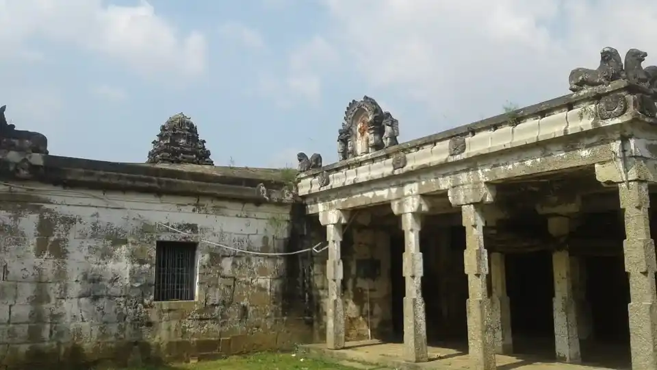 Arulmigu Thirukkameswarar Temple, Madavilagam - 630156 அருள்மிகு திருக்காமேஸ்வரர் திருக்கோயில், மடவிளாகம் - 630156, Chengalpattu - Ancient Temple Architecture and History Image 3