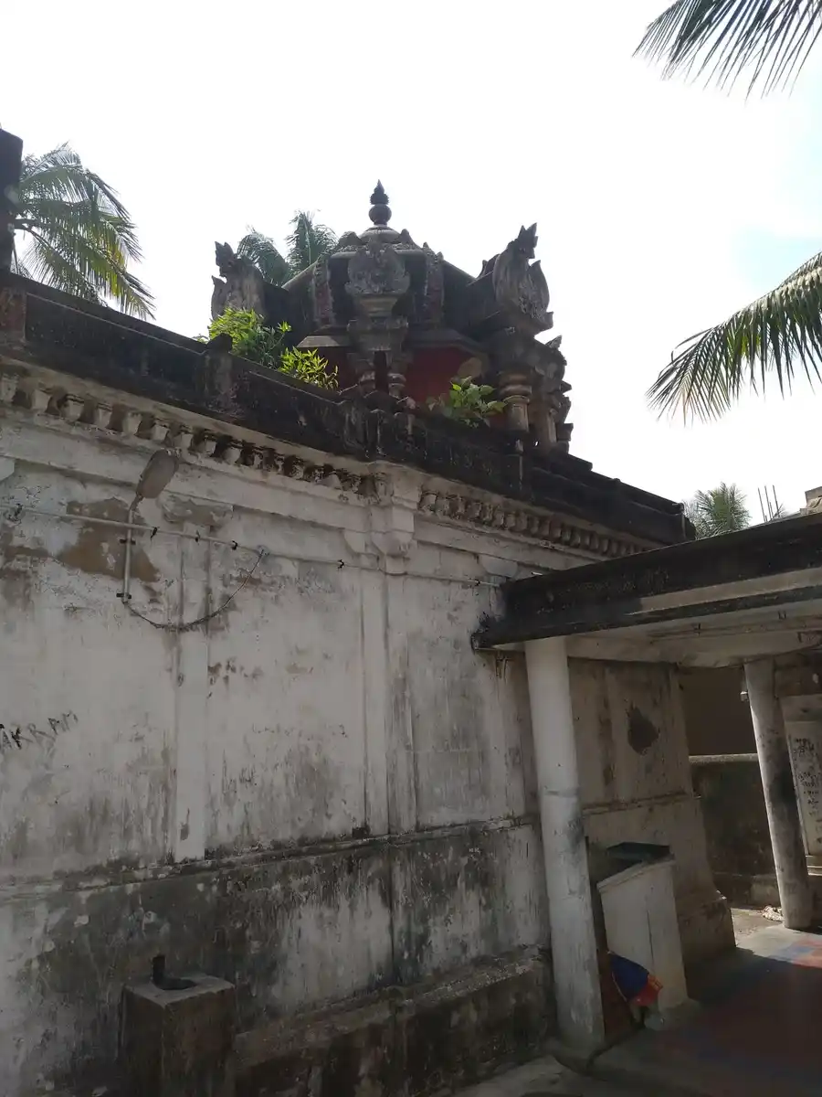 Arulmigu Thirukkoodishwarar Temple, Sanannalur - 609504 அருள்மிகு திருக்கோடீஸ்வரர் திருக்கோயில், Sanannalur - 609504, Thiruvarur - Ancient Temple Architecture and History Image 2