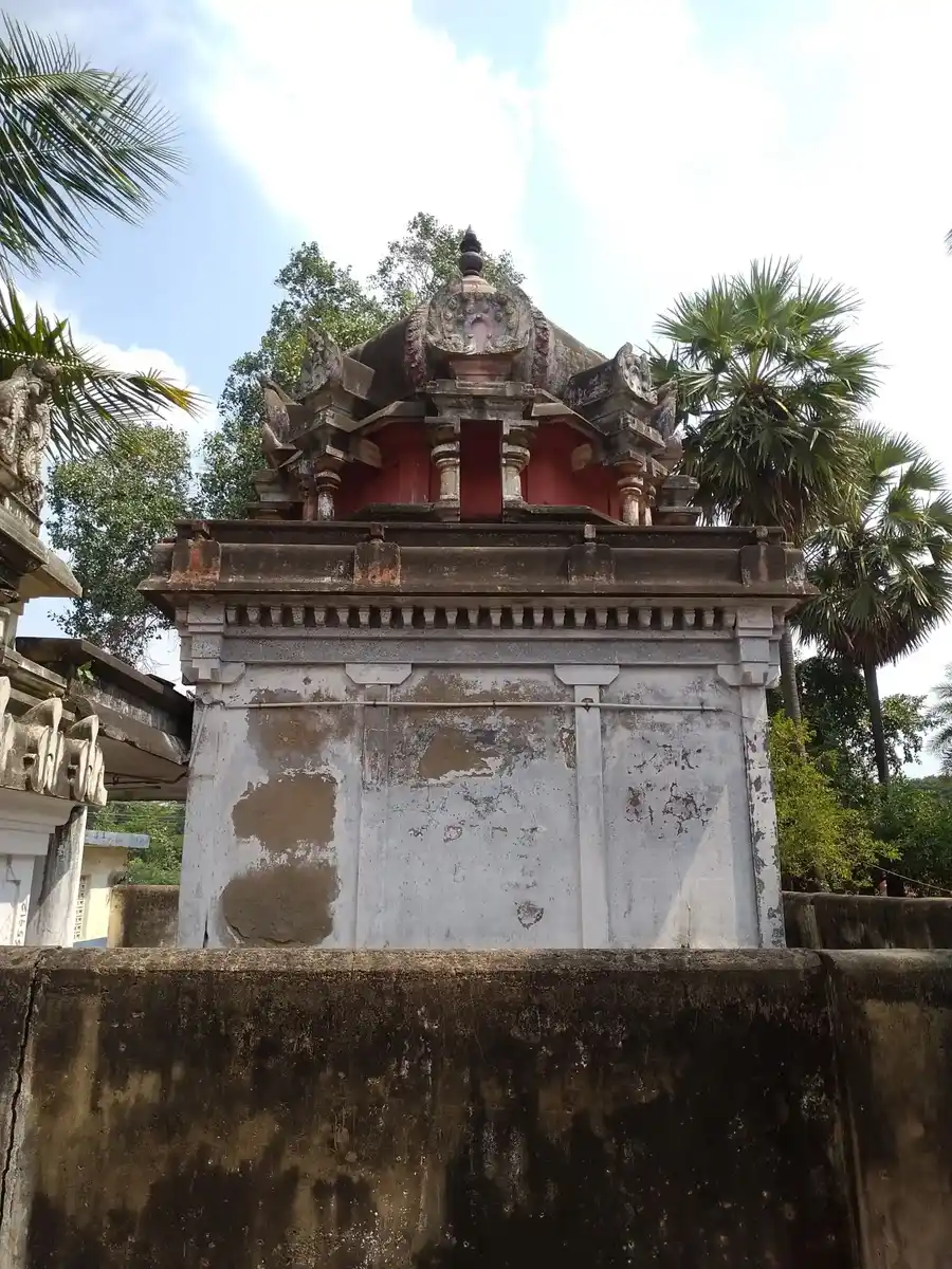 Arulmigu Thirukkoodishwarar Temple, Sanannalur - 609504 அருள்மிகு திருக்கோடீஸ்வரர் திருக்கோயில், Sanannalur - 609504, Thiruvarur - Ancient Temple Architecture and History Image 3