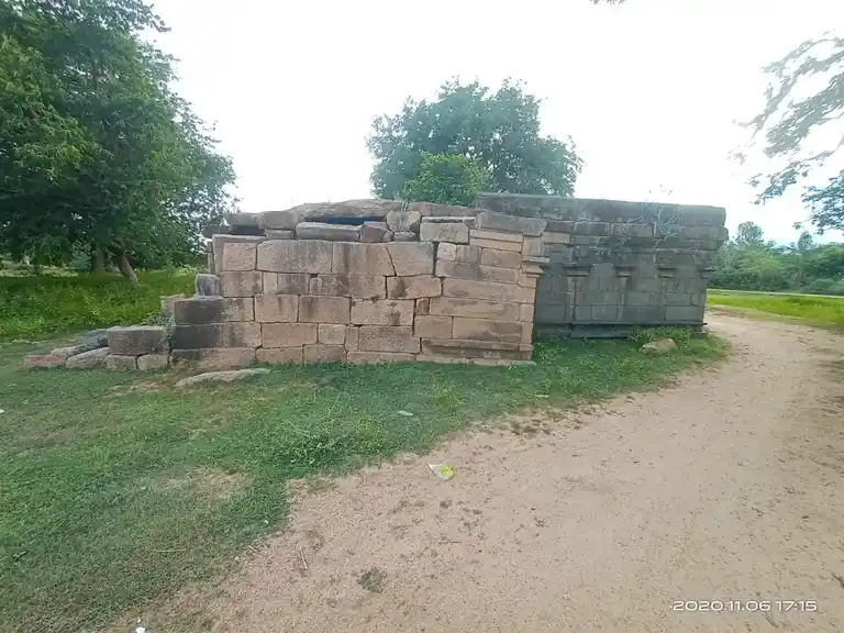 Arulmigu Thirukkumareswarar Temple, Ponnanur - 622404 அருள்மிகு திருக்குமரேஸ்வரர் திருக்கோயில், Ponnanur - 622404, Pudukkottai - Ancient Temple Architecture and History Image 5