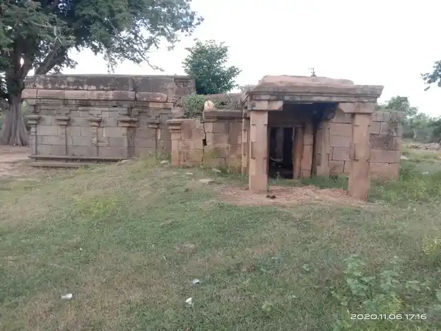 Arulmigu Thirukkumareswarar Temple, Ponnanur - 622404 அருள்மிகு திருக்குமரேஸ்வரர் திருக்கோயில், Ponnanur - 622404, Pudukkottai - Ancient Temple Architecture and History Image 9