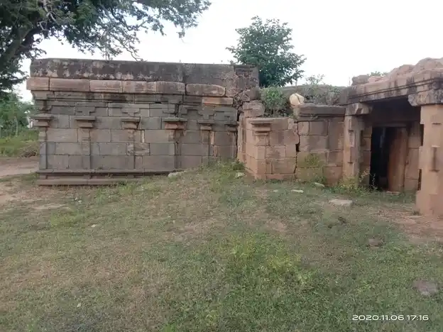 Arulmigu Thirukkumareswarar Temple, Ponnanur - 622404 அருள்மிகு திருக்குமரேஸ்வரர் திருக்கோயில், Ponnanur - 622404, Pudukkottai - Ancient Temple Architecture and History Image 10