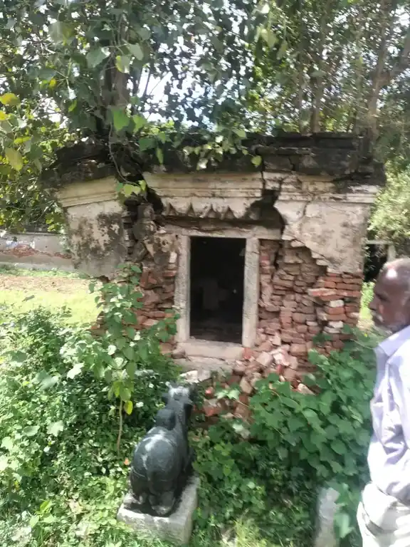 Arulmigu Thirukugeswarar Temple, Pallur - 631001 அருள்மிகு திருக்குகேஸ்வரர் திருக்கோயில், பள்ளூர் - 631001, Ranipet - Ancient Temple Architecture and History Image 9